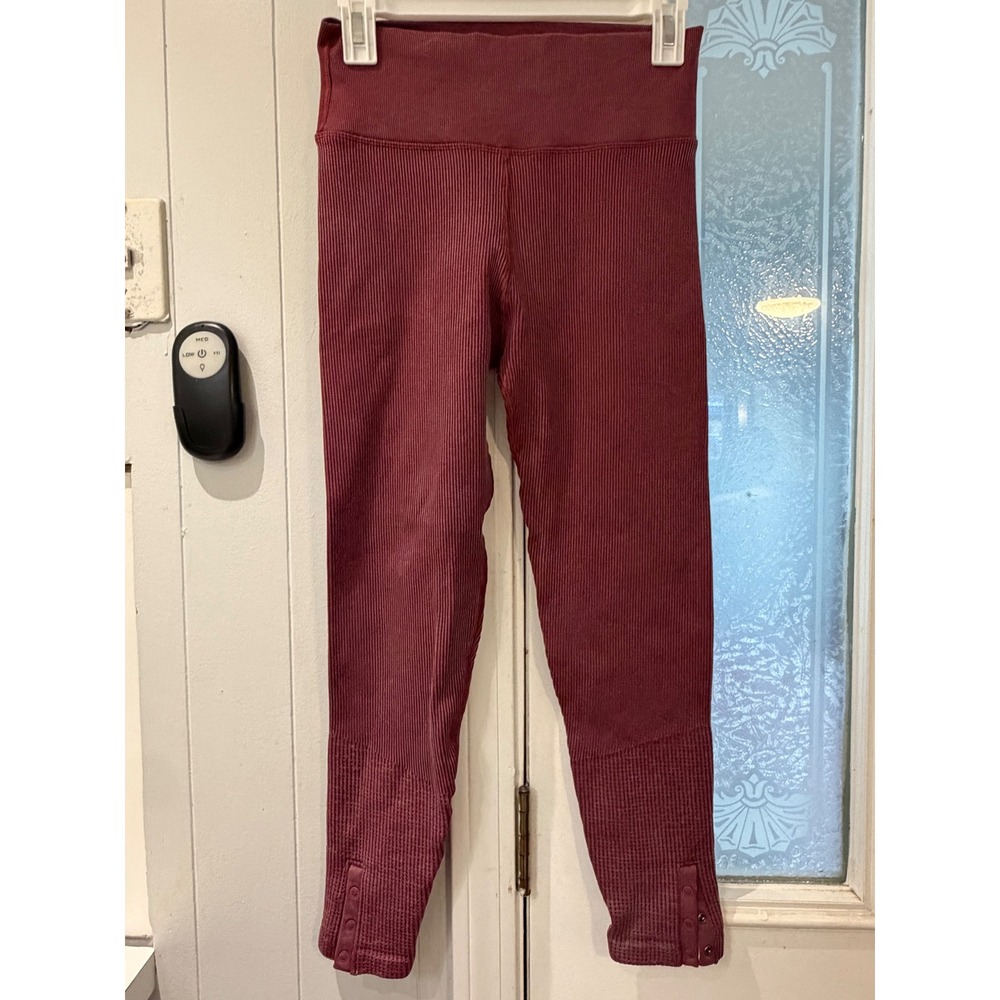 Aerie Offline Ribbed Seamless Leggings Maroon High Waisted Snap Ankle Burgundy S